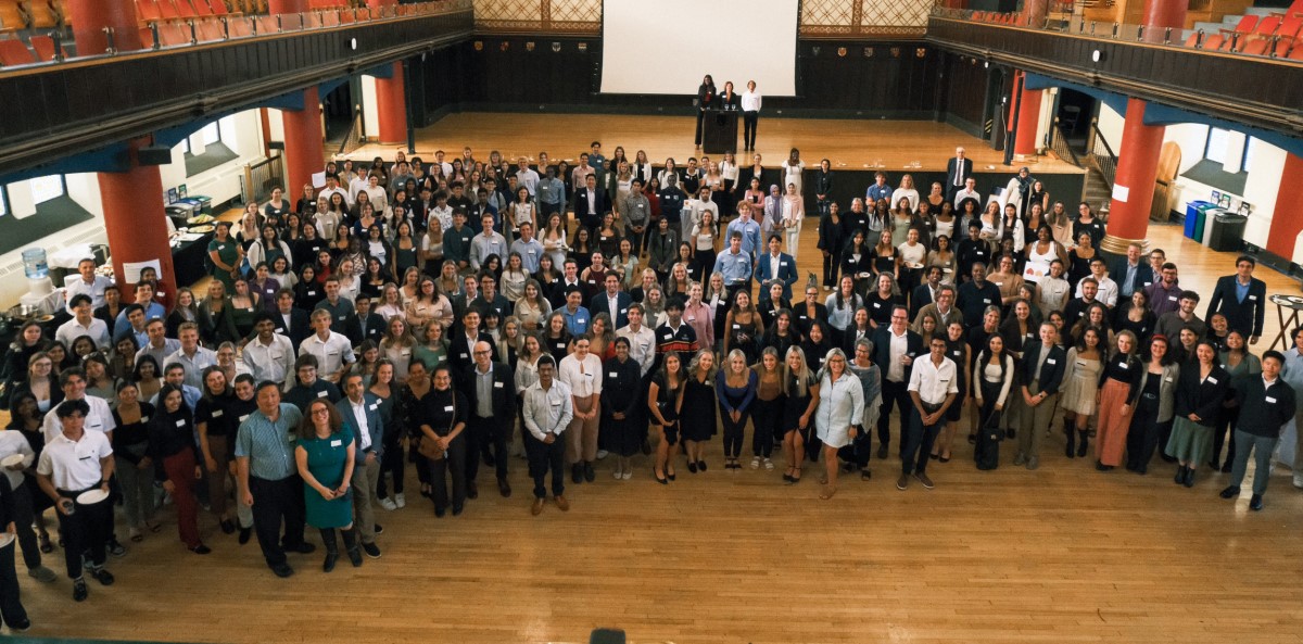 Photograph of more than 300 students who have received a major scholarship or award from Queen's gathered in Grant Hall.