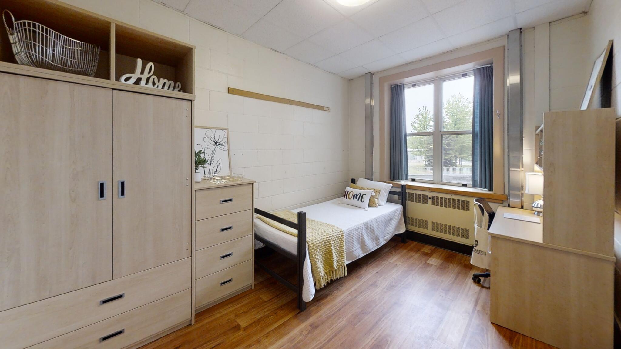 Victoria Hall Single room