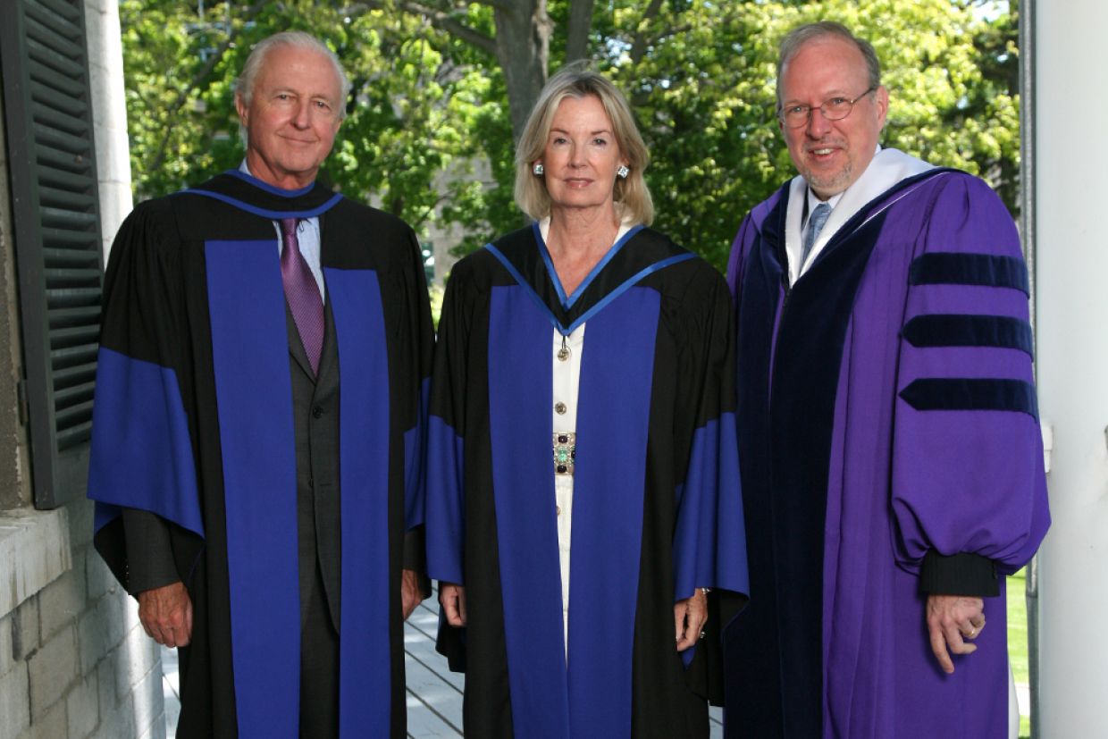 Left to right: W. Galen Weston, Hilary Weston, David Saunders