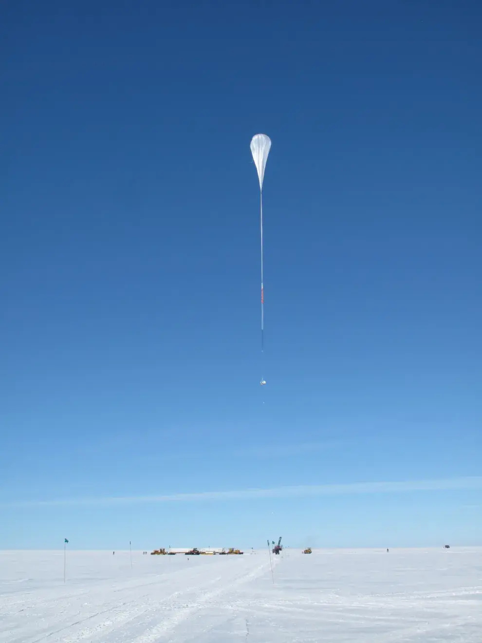 Antarctica Balloon launch by international team